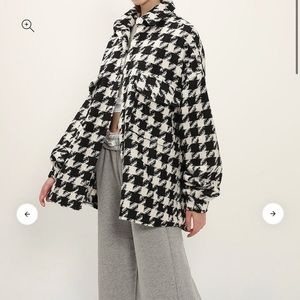 Hannah Houndstooth shacket